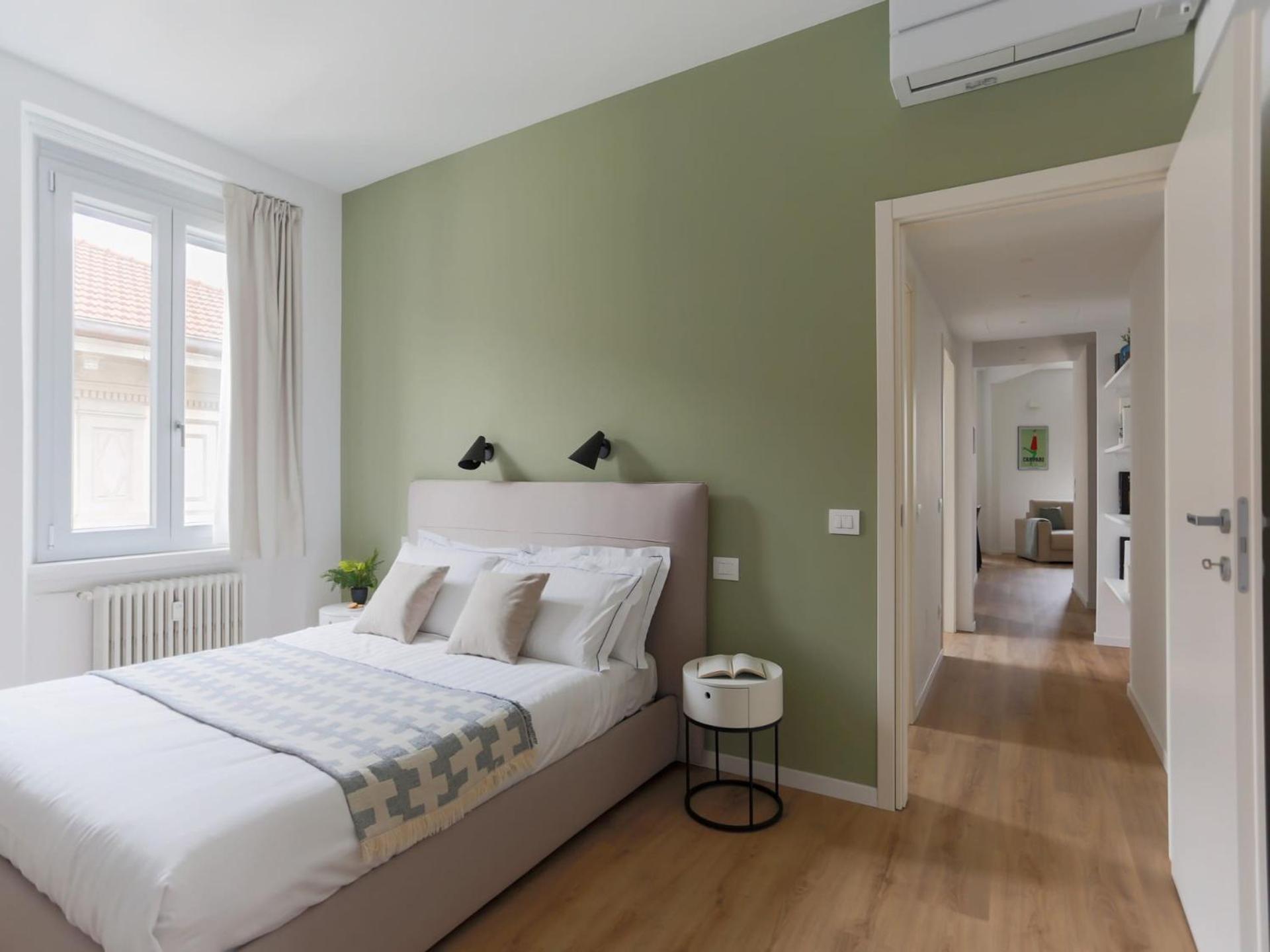 The Best Rent - Spacious And Renovated Two-Bedroom Apartment Downtown Мілан Екстер'єр фото